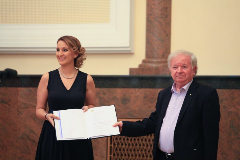 Доц. д-р Венера Крлиу-Ханџиски е добитник на државната награда „Мајка Тереза“ за 2017 година