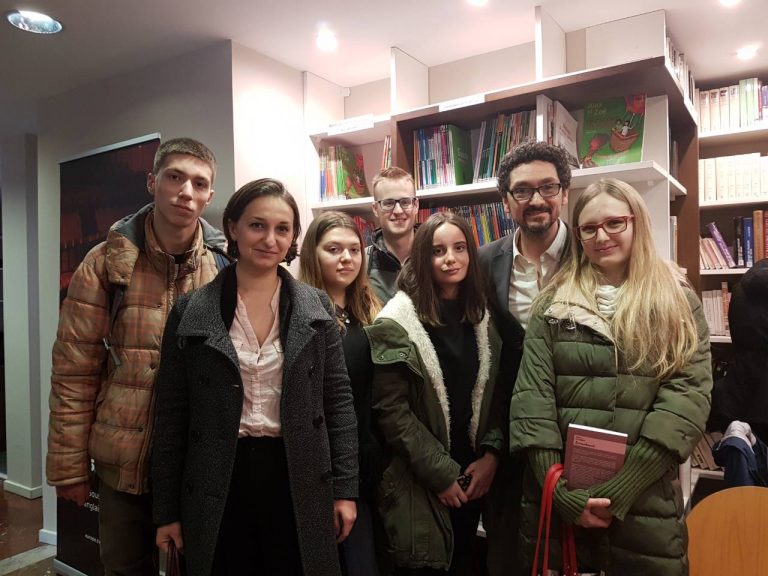 Students in foreign languages attended a book promotion of David Foenkinos’ novel La délicatesse